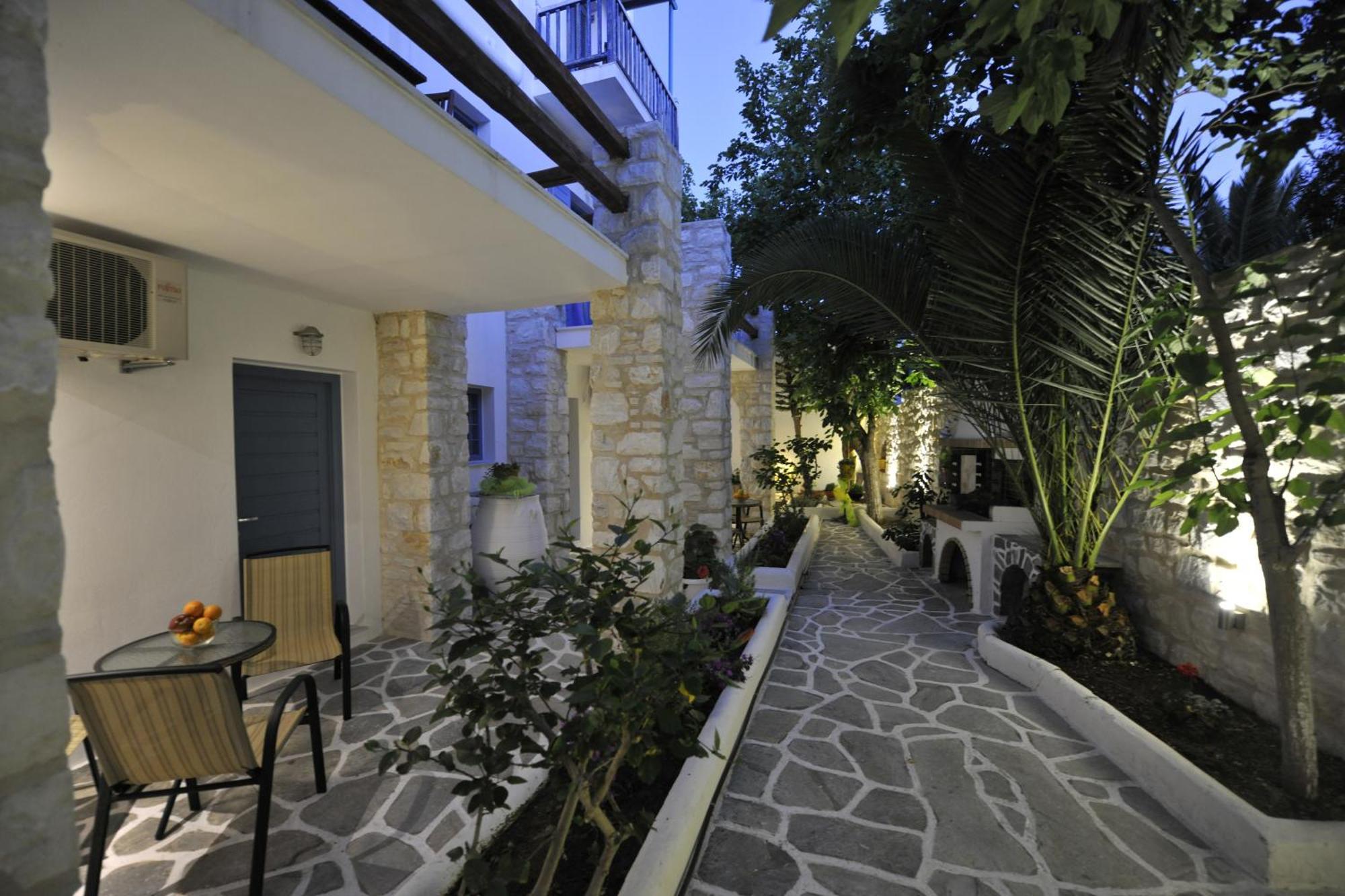 Alexandros Apartments Náousa Exterior foto
